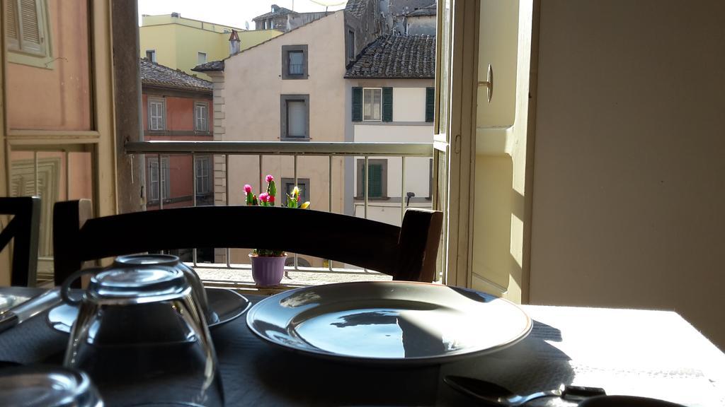 Clockwise * Viterbo